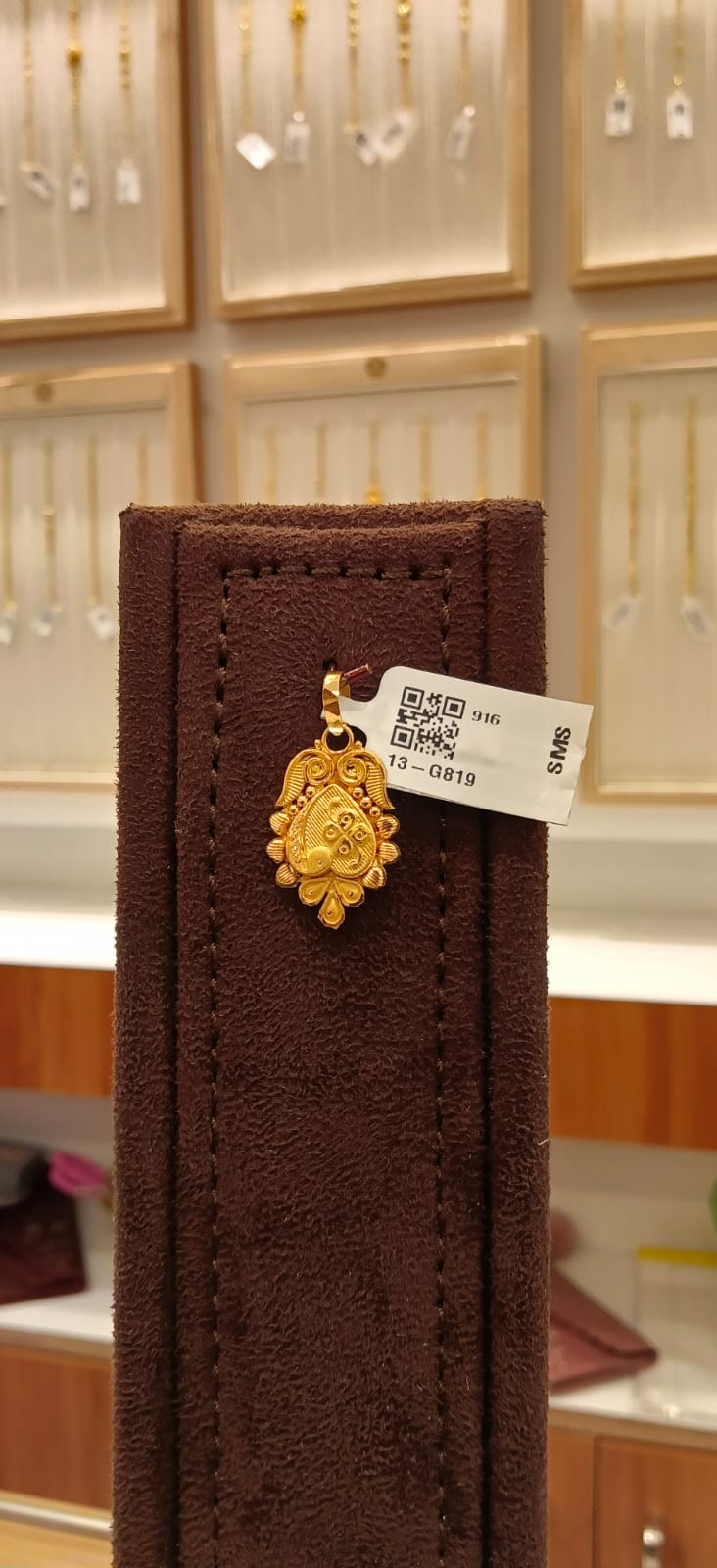 Single Hook Dollar